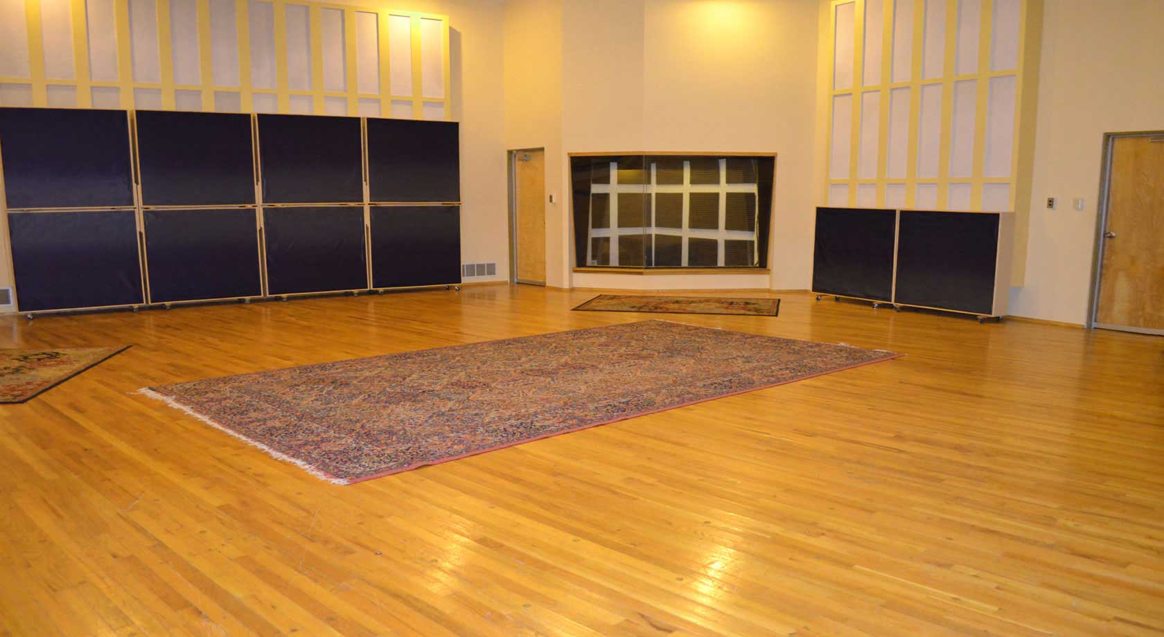Tracking Room 1
